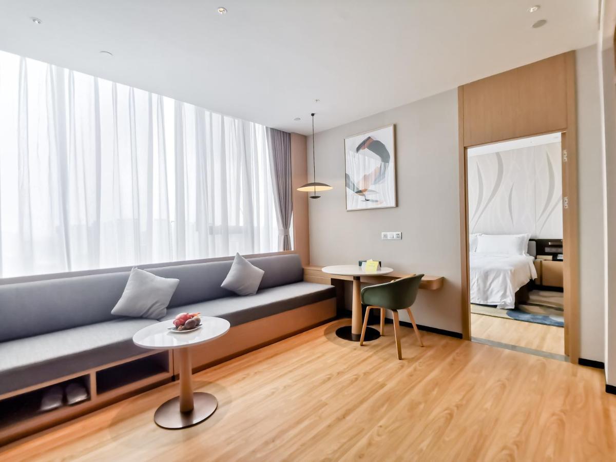 Holiday Inn Luzhou Longjian By Ihg Экстерьер фото