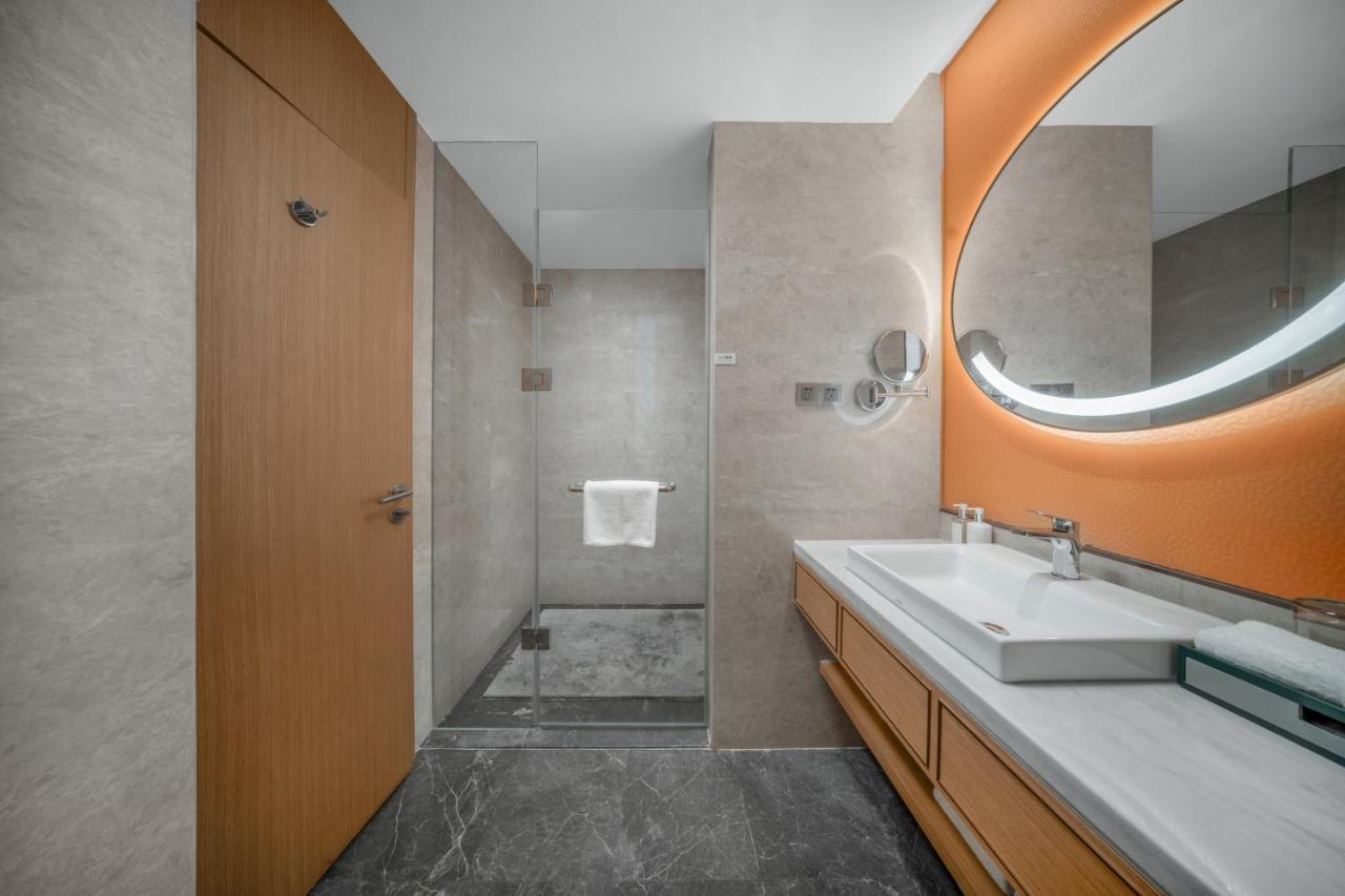 Holiday Inn Luzhou Longjian By Ihg Экстерьер фото